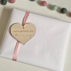 Happy Mothers Day heart shaped, wooden gift tag image 5