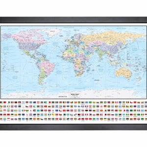 Carte du monde encadrée avec épingles | 36 x 24 po. | Couleurs douces très détaillées