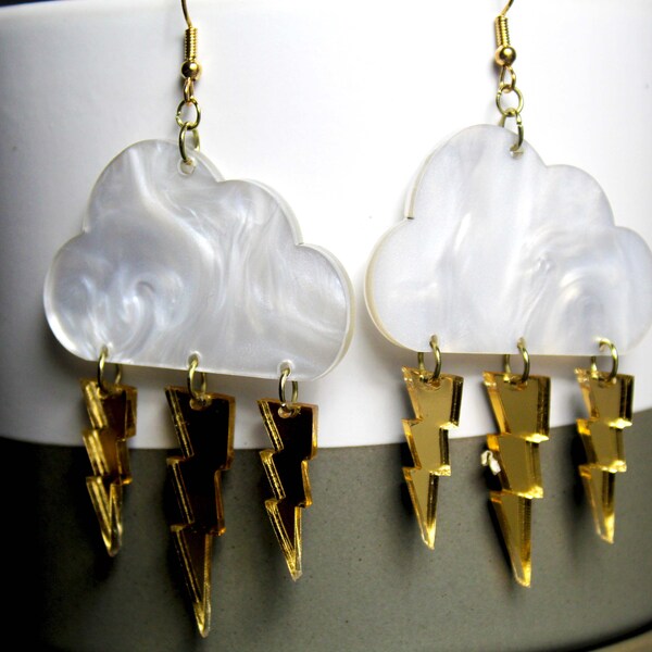 Storm Sculpted Hoop Earrings main image 1
