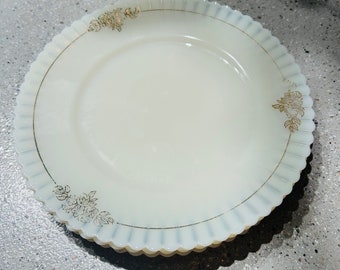 Vintage Monax Regency Petalware by MacBeth Evans- Set of 4 salad/dessert sized plates