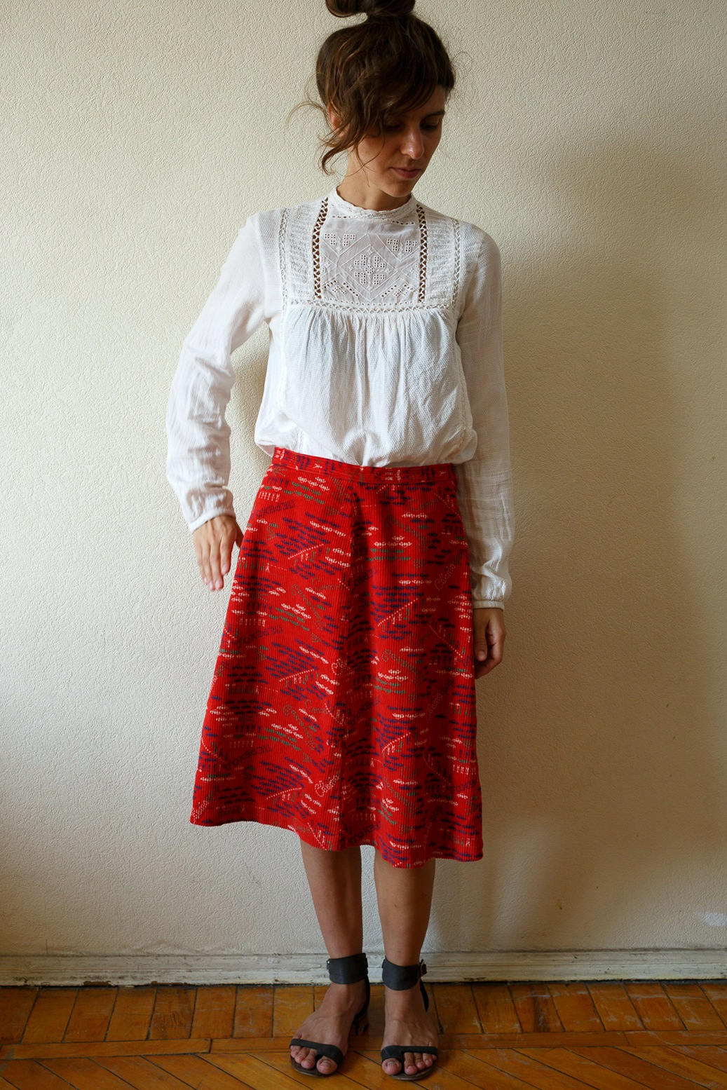 Red velvet retro skirt/Medium soviet fancy skirt | Etsy