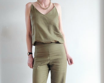 Combinaison pantalon femme, combipantalon coton, vert kaki, lin viscose, tendance été,  fines bretelles dorées, par Mesketa
