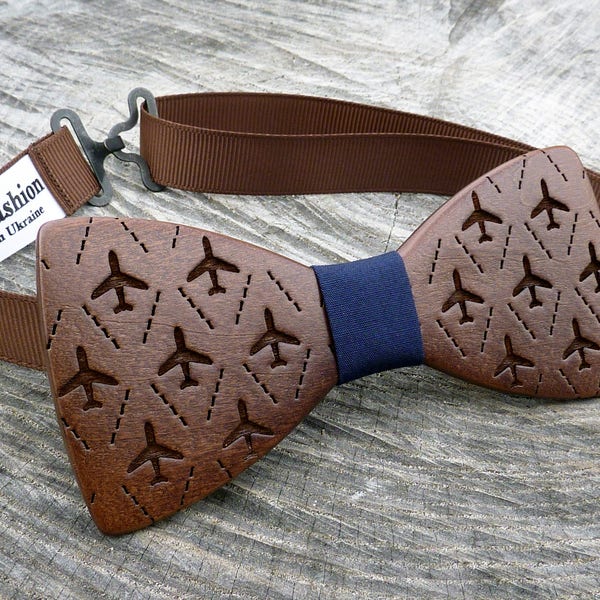 Engagement gift|Aviation gift for men|Wooden bow tie Airplanes|Gift for pilots|Aviation accessories