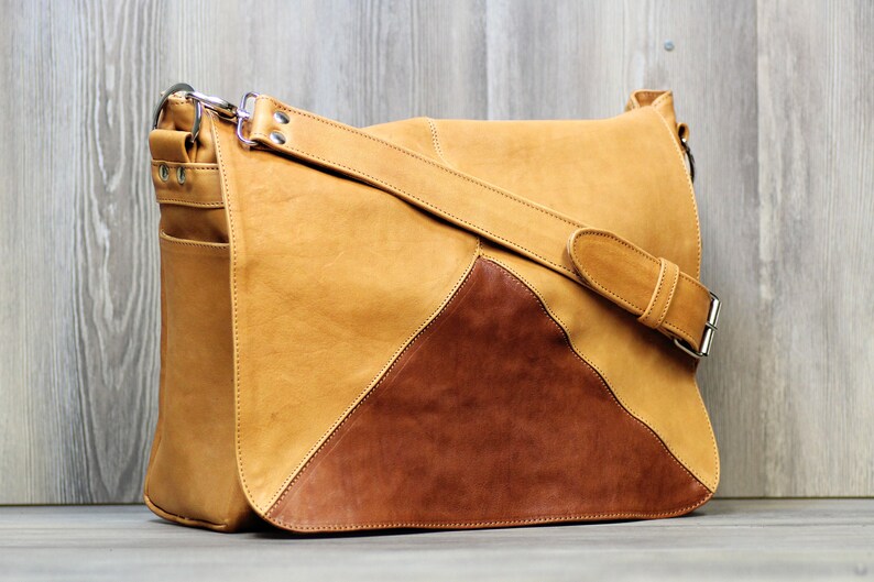 Italian Messenger Bag made with genuine italian leather Tuscany From the very heart of Italy Unique and original gift