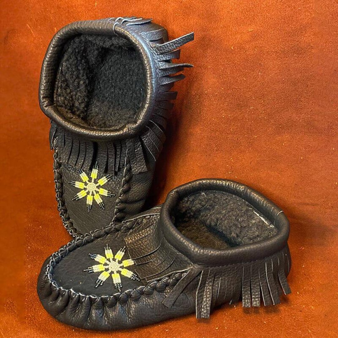 Cree First Nation Ladies Handmade Leather Hide 'starburst' Design ...