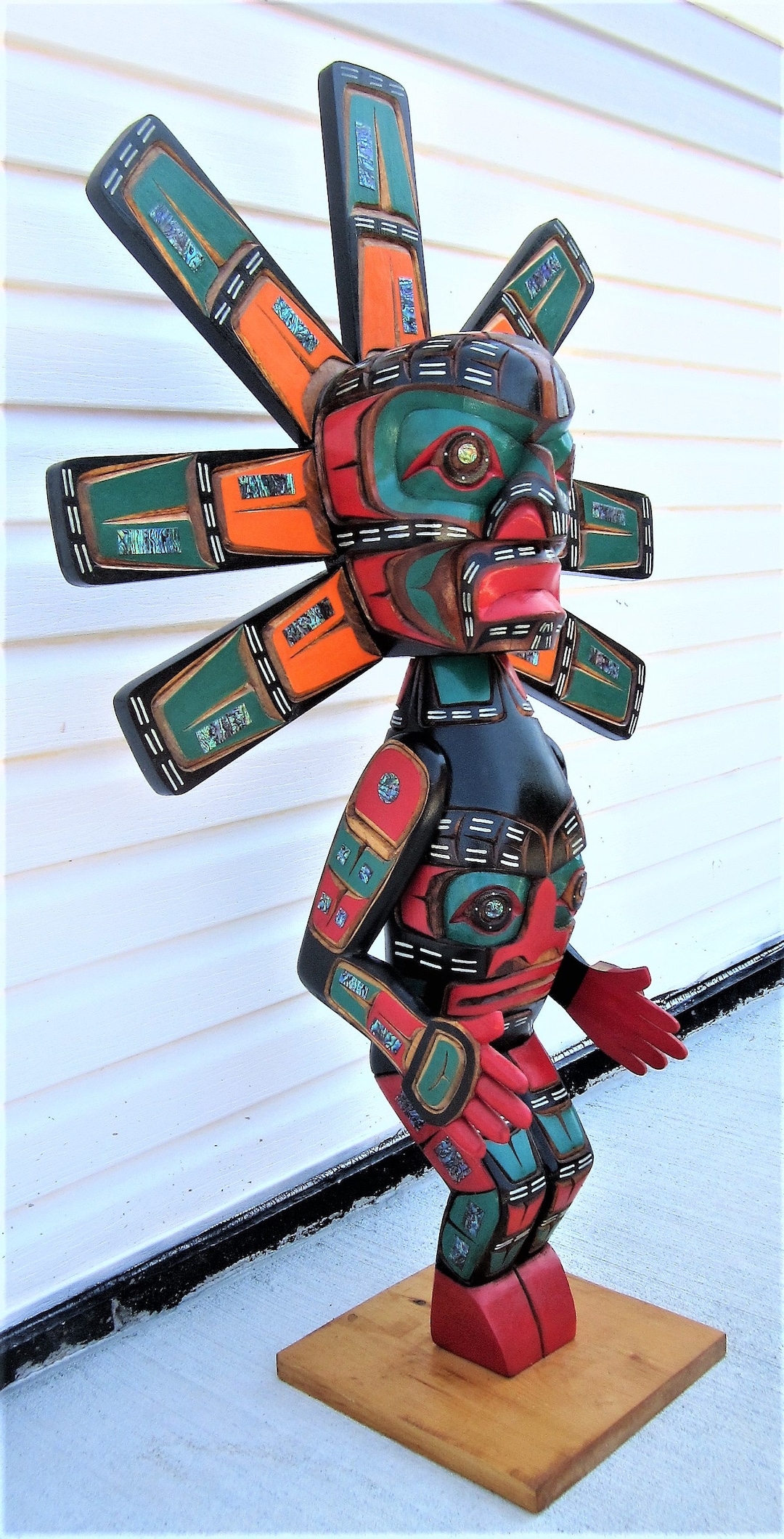 Kwakiutl First Nation 'sun & Man' Red Cedar Totem Pole Pacific North ...