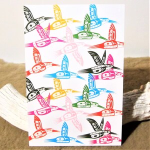Heiltsuk Bella Bella First Nations '' Colibris '' Art autochtone de la côte nord-ouest du Pacifique Carte postale