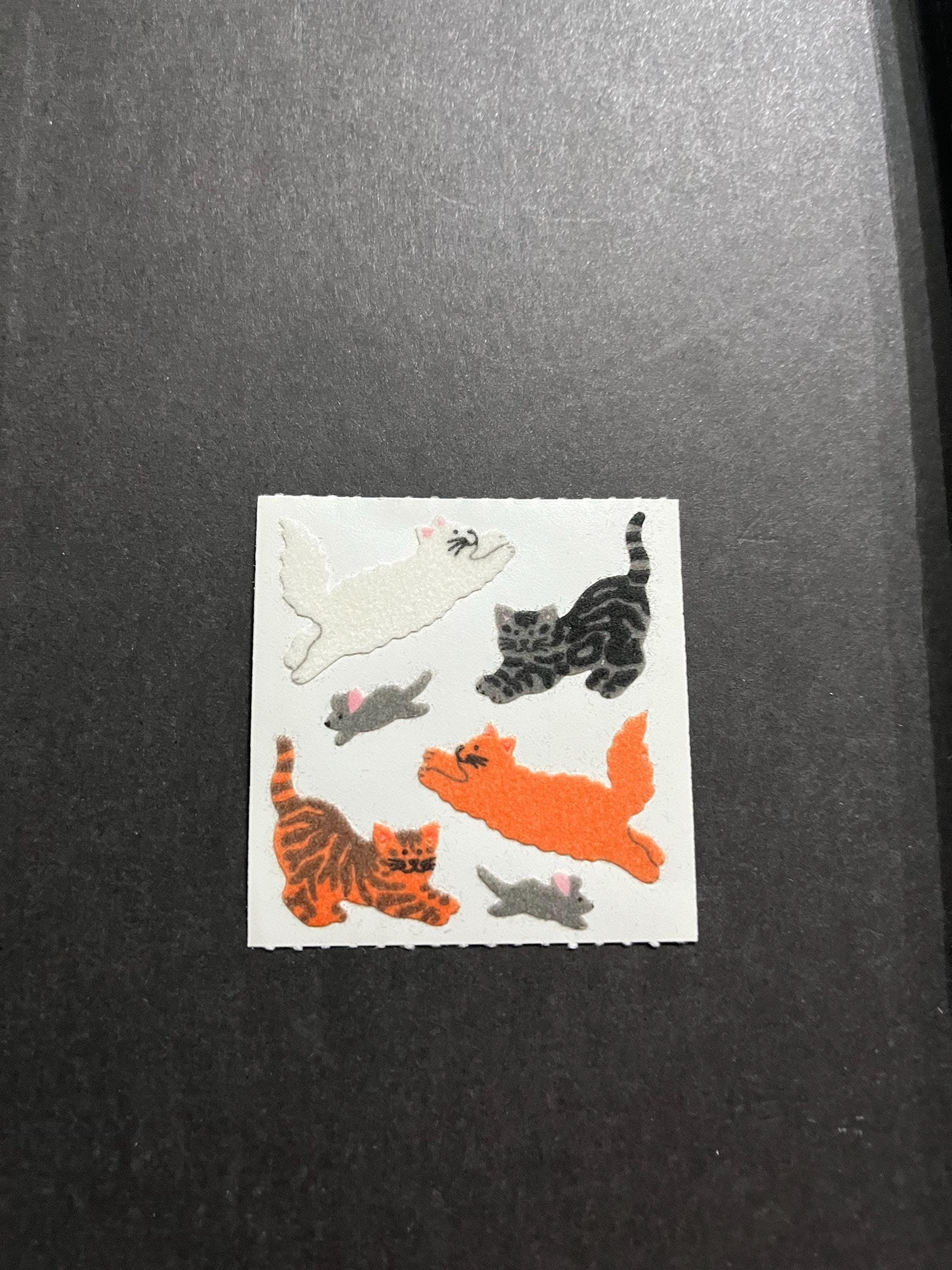 Sandylion - Etsy 日本