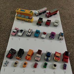 Micro Machines oldtimers, vrachtwagens, insiders - kies uit de vervolgkeuzelijst