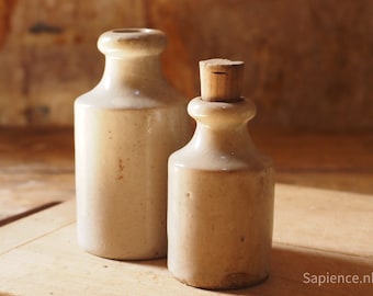 Cute decorative pair of antique French glazed 'en grès' bottles, Bourdon Frère  Paris, ink bottle, mercury bottle
