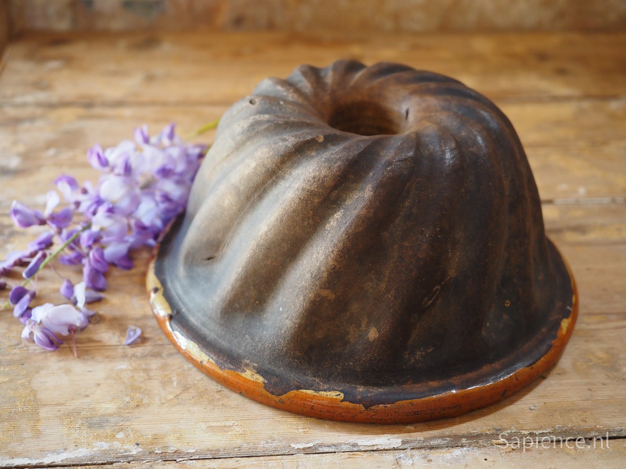 French Ceramic Bundt Cake Mould/ Savarin, Gugelhupf or Brioche Basin,  Vintage Cake Pan 