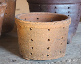 Medium/large size handmade antique French terracotta cheese mould on 3 little feet, sandstone, cheese strainer, faisselle mal