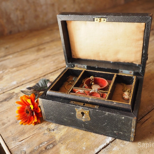 Jewelry box, beautiful antique french, wood with leather, with inserted tray, keepsake, travel  box with carry handle, birthday gift women