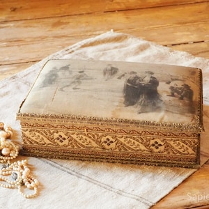 Lovely ladies on the beach on an antique French fabric covered box, jewelry box, boudoir, gloves, chocolates, trinkets birthday gift women