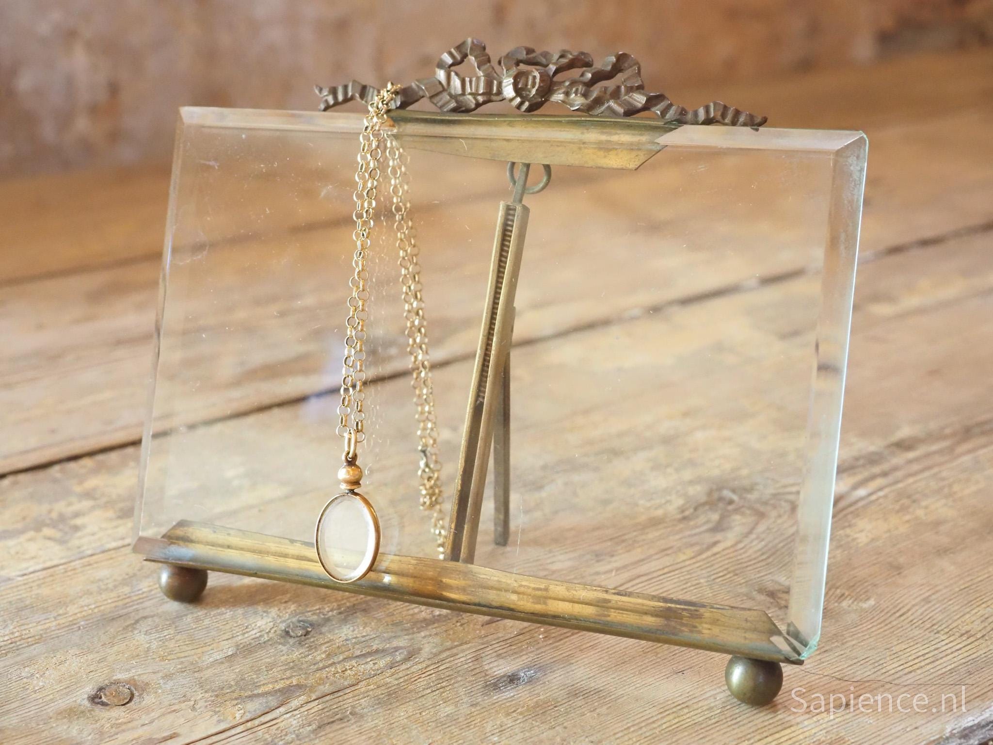 Antique Ribbon Frame - Etsy
