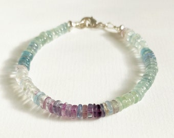 Bracelet pierres précieuses pastel, fluorite, bracelet perles minimaliste, bleu clair, violet, menthe, vert