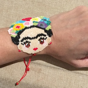 Absolutely stunning Extra large  FRIDA Khalo string bracelet