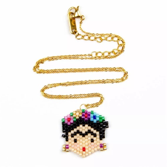 New Simple and beautiful FRIDA Khalo small pendant necklace, stainless steel , seedbeads , the perfect gift