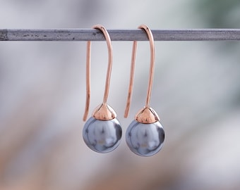 Grey pearl drop earrings in rose gold vermeil, Pearl dangle earrings, pearl earrings for bridesmaids,