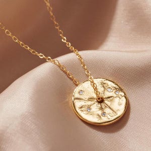 Emerald birthstone pendant in 18 carat gold plated sterling silver, May birthday coin necklace, Real emerald spinner disc, 40th birthday her Diamond (April)