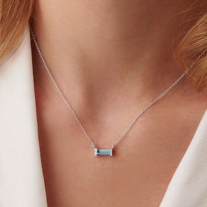 Aquamarine baguette birthstone necklace in sterling silver, March birthstone necklace, Aquamarine crystal necklace, Mother&#39;s Day Gift