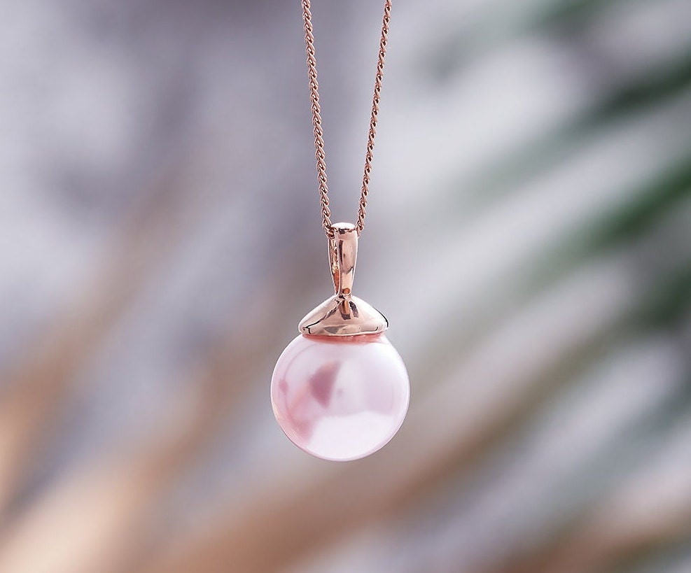 Pink shop pearl pendant