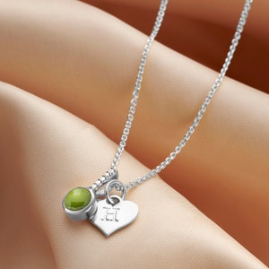 Collar de peridoto con diamantes y dije inicial en plata de ley, collar de piedra de nacimiento de agosto, colgante de peridoto facetado, regalo de cumpleaños número 18