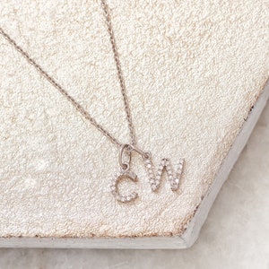 Collar de dos letras con diamantes, collar con dos iniciales, dos letras juntas, collar para parejas, collar para gemelos, colgante de doble letra con diamantes