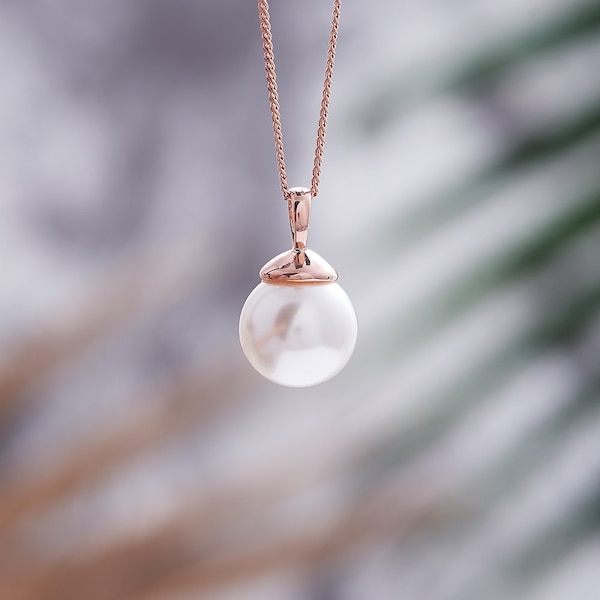 Pearl pendant necklace in rose gold vermeil, modern pearl pendant, single pearl pendant, round pearl pendant, white pearl pendant