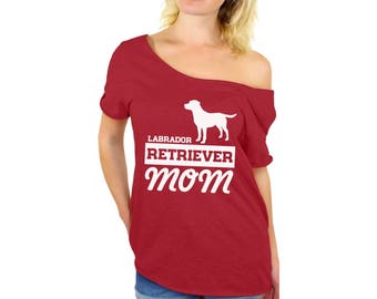 Labrador Retriever Mom Off Shoulder Tops Sweatshirt Dog Mom Gifts For Her Lab Mom Off The Shoulder Oversized Sweatshirt Gift for Mom