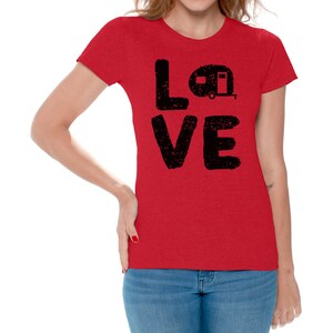 Traje para ella. Camiseta de Camper para esposa. Me encanta la camisa de camping para mujeres. Ropa de camping para ella. Me encanta Camping Camisa para Novia.