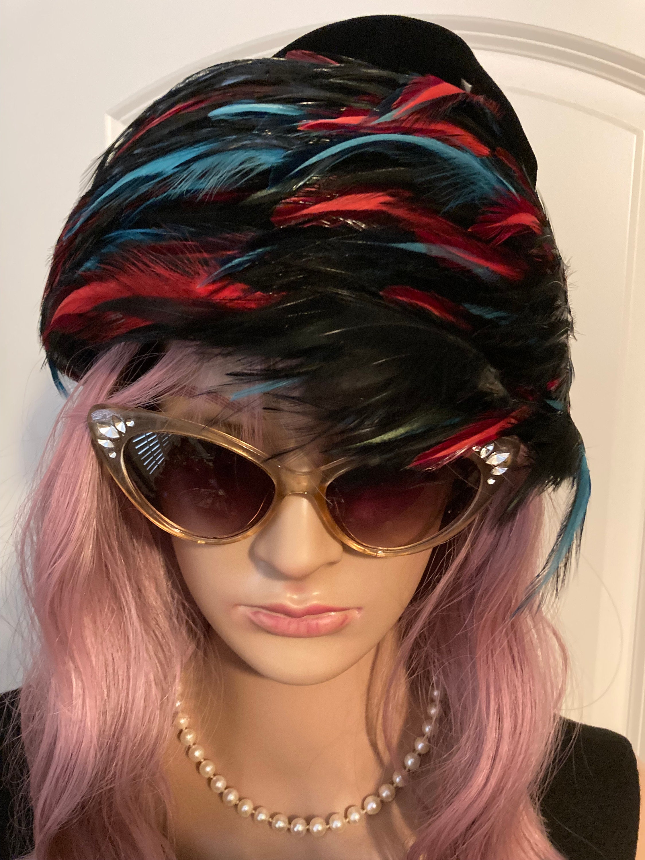 JORDAN MARSH VINTAGE..PILLBOX HAT Shopping Days In Retro Boston: A Jordan Marsh Hat Mystery  main image 4