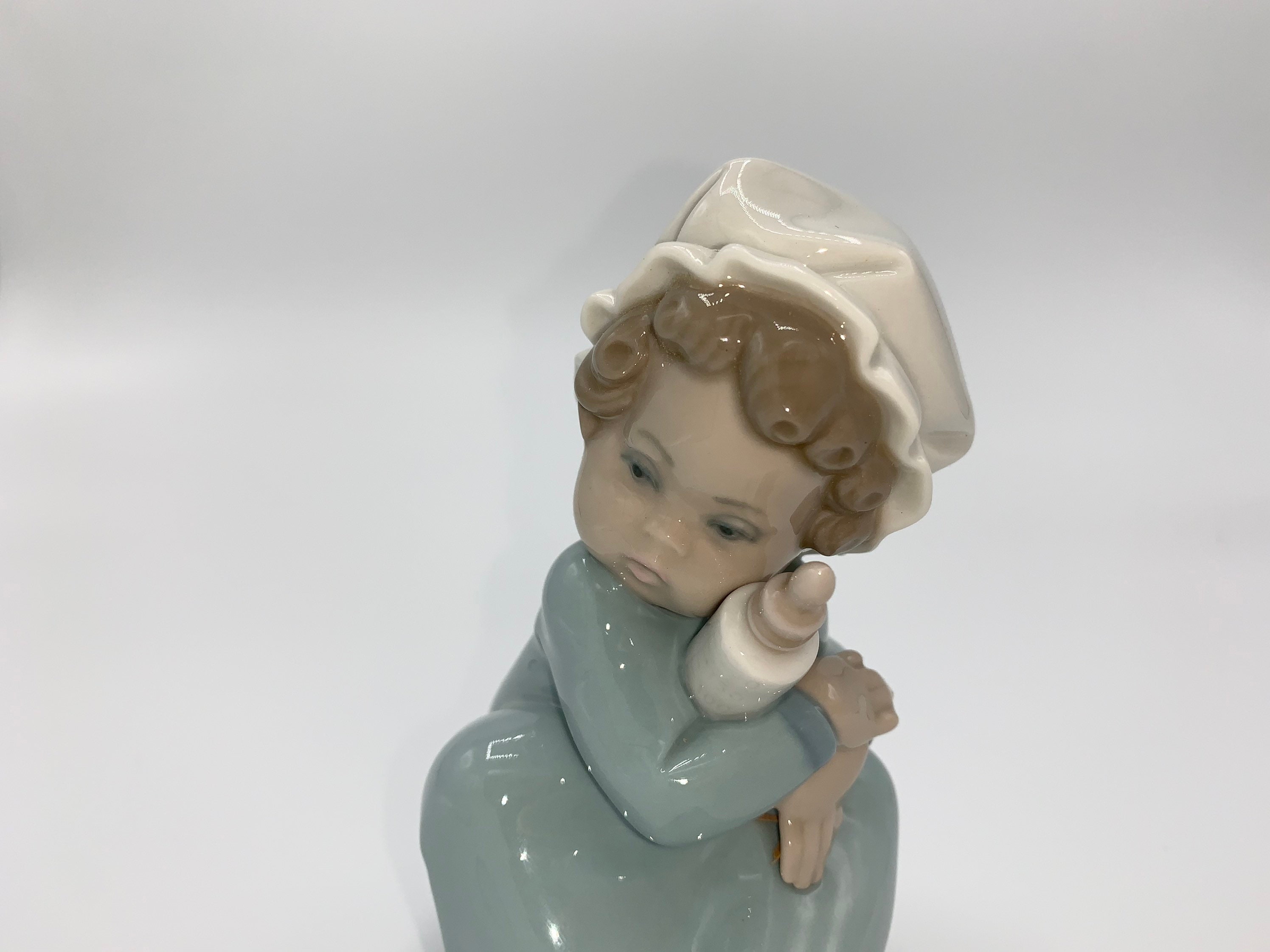 アウトレット LLADRO リヤドロ 「哺乳瓶を持つ赤ちゃん」 僕の夢