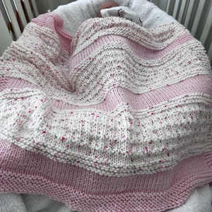 Stickmönster för babyfilt i PDF-format med Candy Kisses | Nybörjarvänlig | Enkel texturerad filt | bild 6