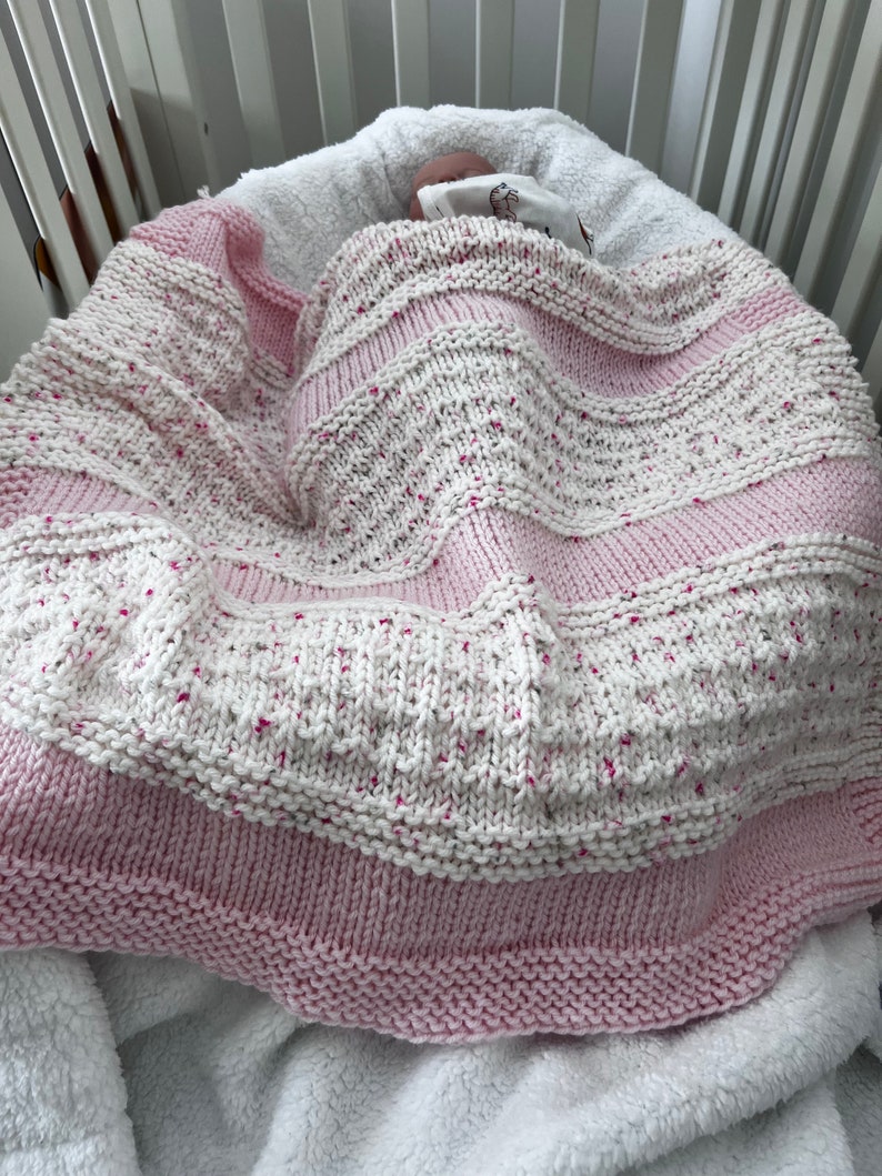 Stickmönster för babyfilt i PDF-format med Candy Kisses | Nybörjarvänlig | Enkel texturerad filt | bild 6