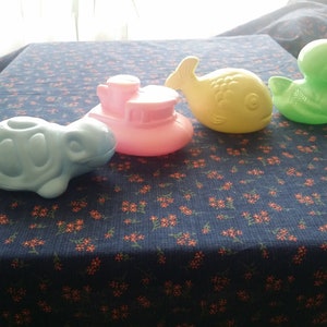 Bath time Float Toys Set, Turtle, Tugboat, Fish, and Duck Float toys, Bath Routine, Birthday Gift, 1990 Baby King, Pink, Yellow, Blue, Green
