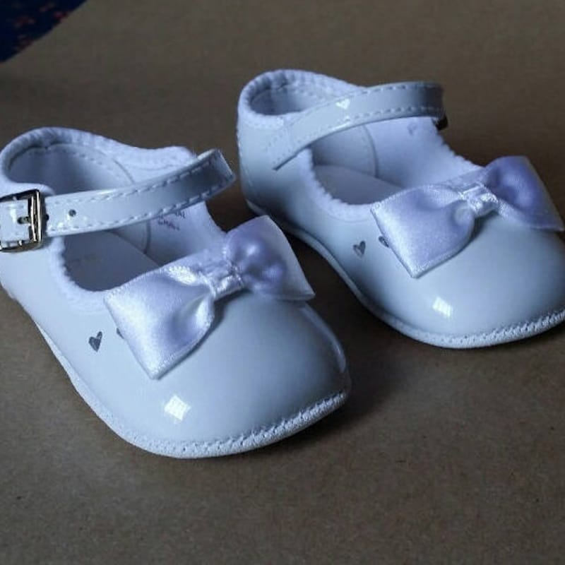 infant girl shoes size 3