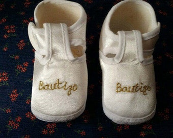 Baptism Shoes Bautizo Baby Satin Button Closure Crib Shoes Size 2,Baby Booties,Unisex Shoes, Christening Baby Wear, Vintage Satin Baby Shoes