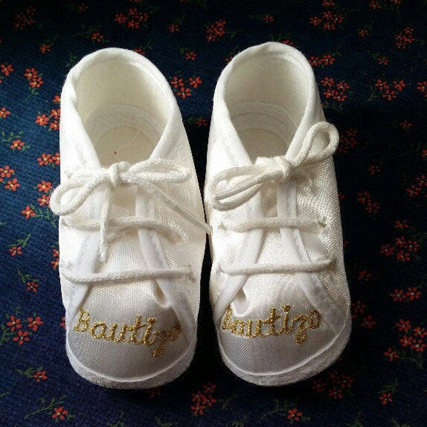 Bautizo Baby Sneaker White Satin Crib Shoes,Baby Booties, Satin Tennis Shoe, Baptism Shoes, Christening Baby Wear, Vintage Satin Baby Shoes