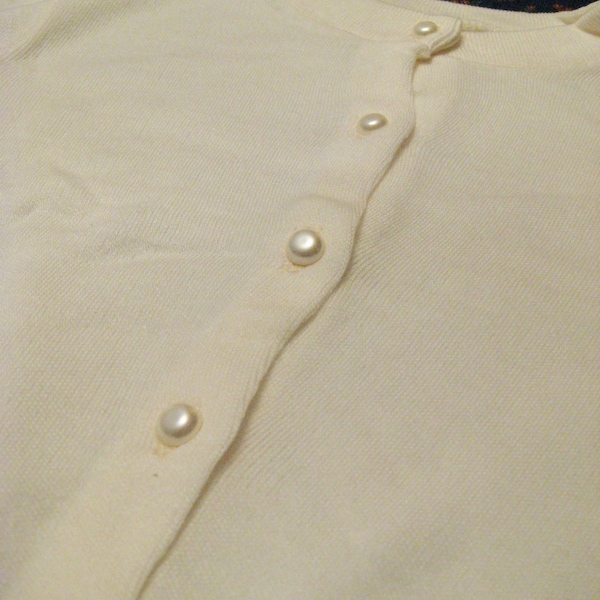 4T Vintage Girls Off-White Sweater with Pearl Buttons, Fancy Sweater, Girls Cardigan Sweater, Flower Girl, Pageant Wear, Light Ivory Sweater