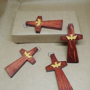 12 Cherry Red Colored Wood Crosses, Holy Spirit Wood Cross, Rustic crosses, Mini Cross,Communion favors,Baptism  favors,funeral,Confirmation