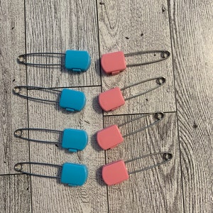 4 Windel Sicherheitsnadeln mit Abdeckung, Baby Shower Geschenk, Stoffwindel Accessoire, Edelstahlnadeln, Rosa Sicherheitsnadeln, Blaue Windelnadeln, Windel