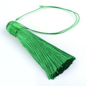 3&quot; Long Tassel Green 4 pcs