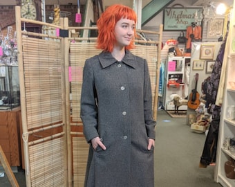 Vintage 1970s Grey Aquascutum of London Grey Princess Coat