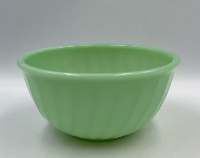 Vintage JADEITE FIRE KING 6 Swirl Bowl Etsy