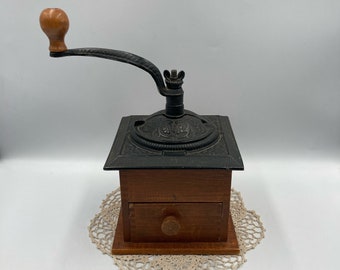 Vintage WOODCROFTERY Coffee Mill Coffee Grinder with Handle and Cast Iron Crank