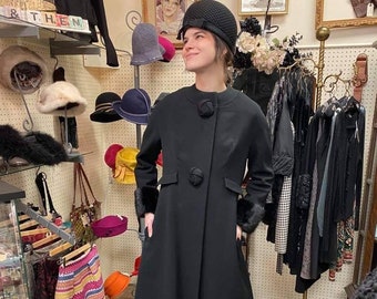 Vintage 1960s SABA Bros. Black Fur Trimmed Collarless Coat