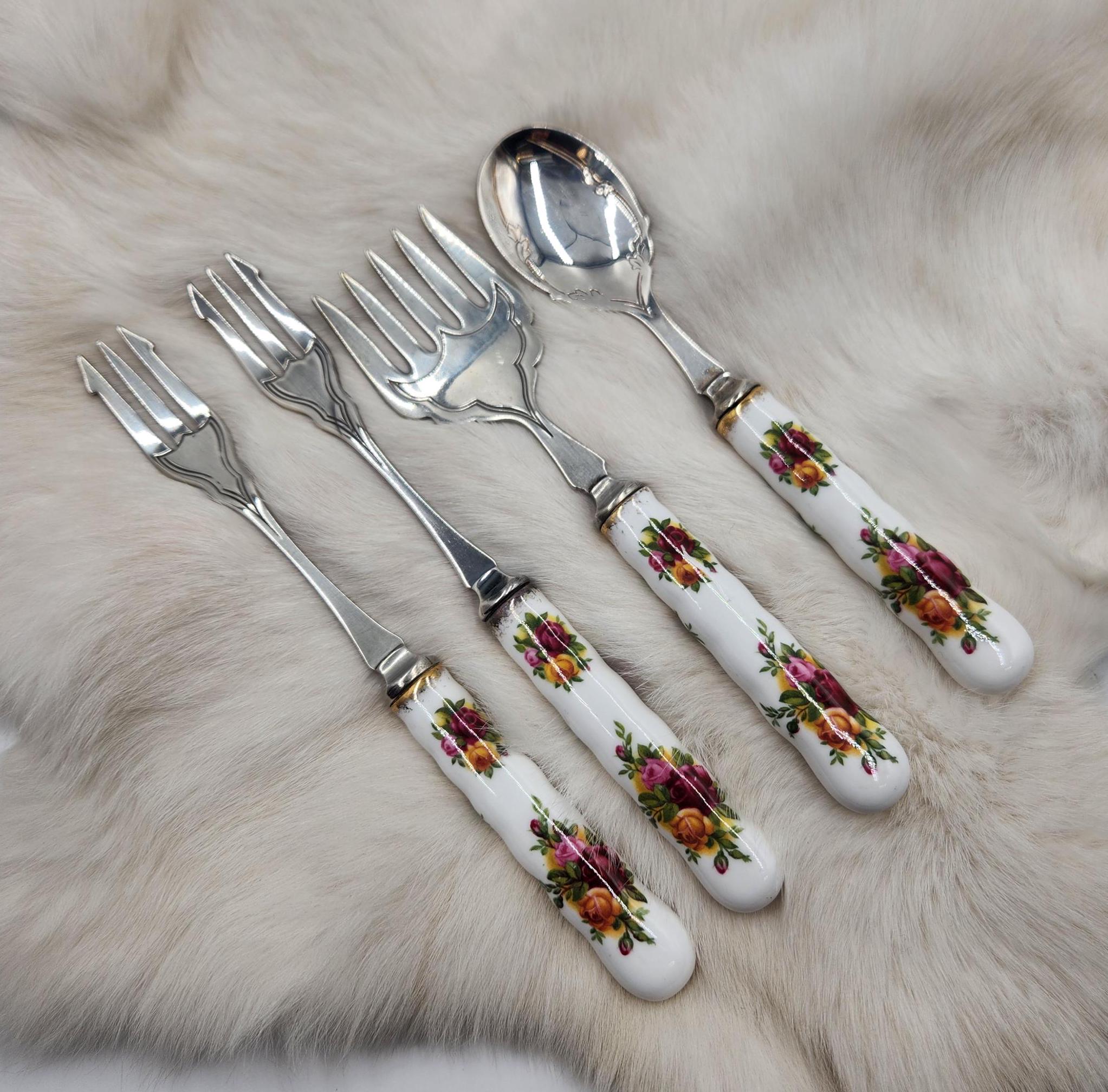 Royal Albert Old Country Roses Flatware - Etsy Canada