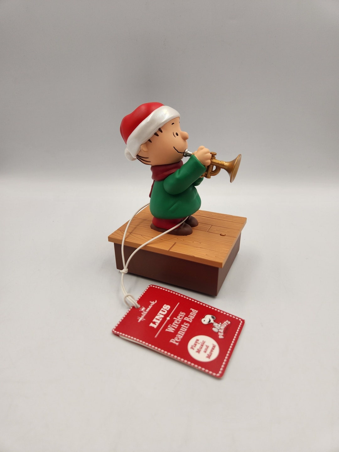 2012 Hallmark Peanuts LINUS Trumpet Christmas Music Peanuts Etsy