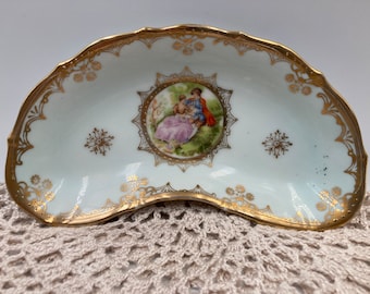 Vintage Victorian Crescent-Shaped Dish / Bone Dish